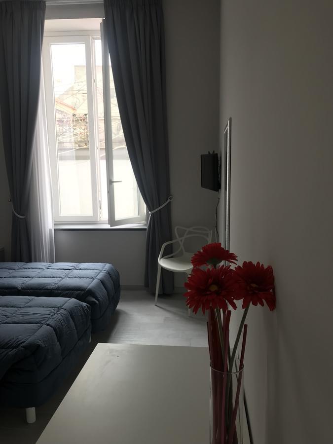 Chiaia Guest House ナポリ エクステリア 写真