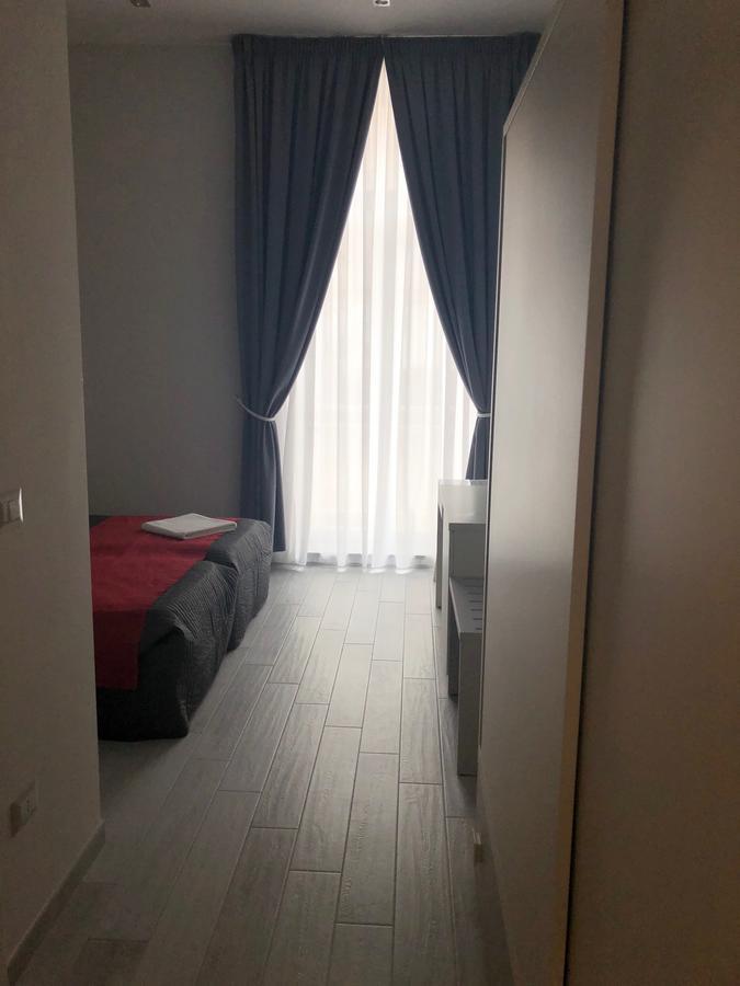 Chiaia Guest House ナポリ エクステリア 写真